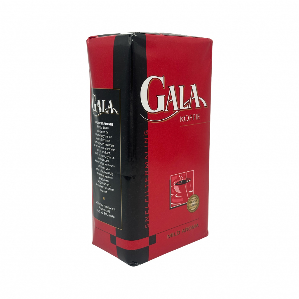 Zij- en voorkant van een 500 gram pak gemalen filterkoffie van het merk Gala Mild Aroma
